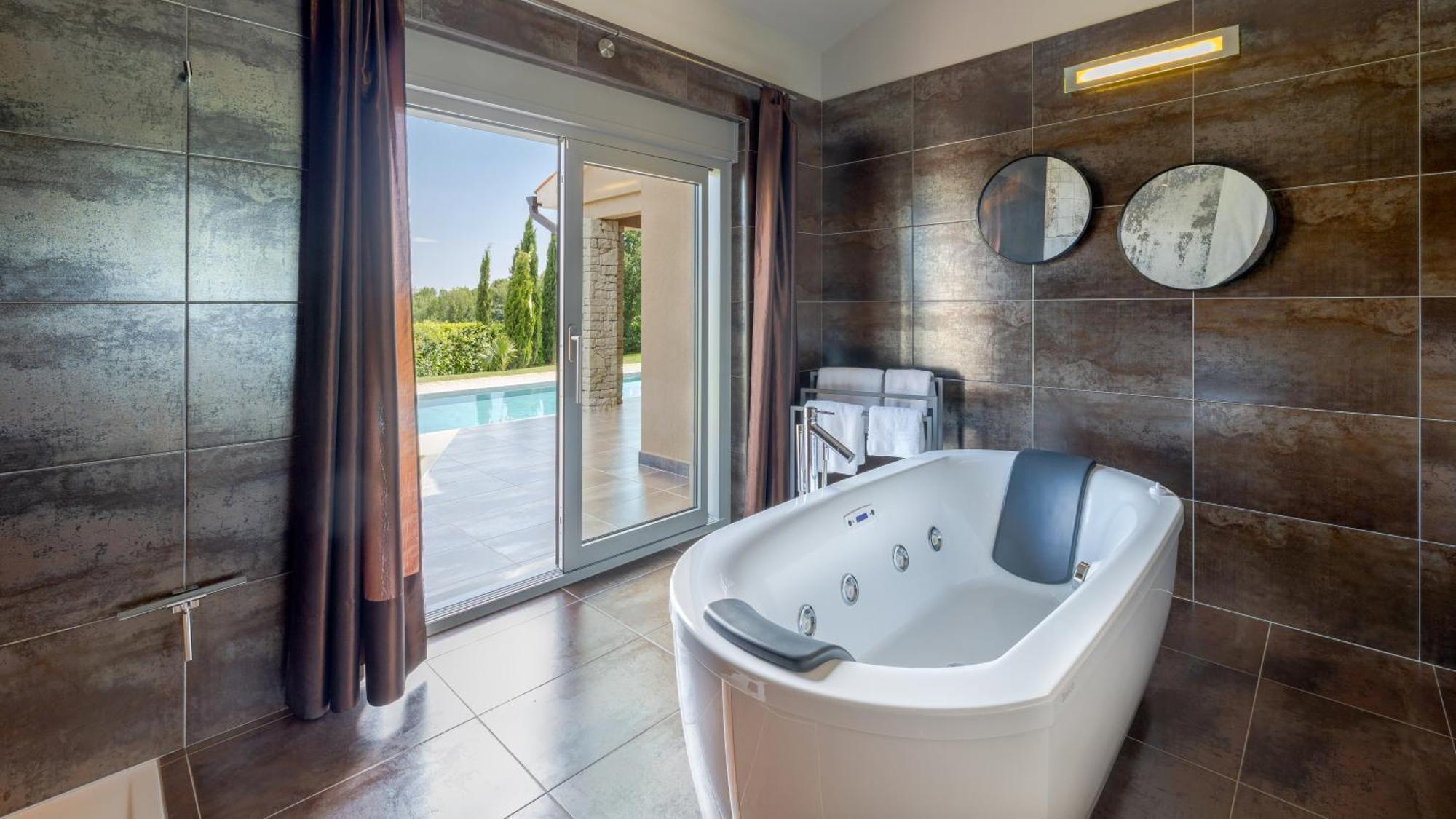 Villa Labin In Zartinj - Luxury Privacy Heated Pool With Auto Cover Exterior photo